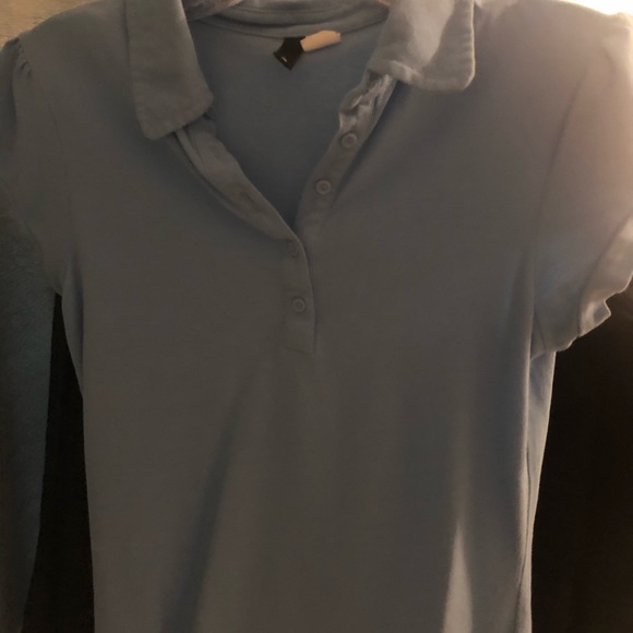 Light periwinkle blue (not clear in photo) polo - Picture 2 of 2